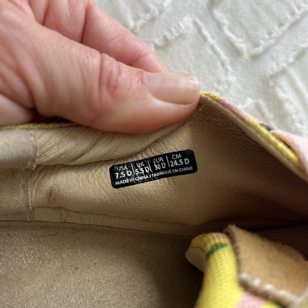 Spenco Slip-On Sneakers Woman’s Size 7.5 - Picture 9 of 9